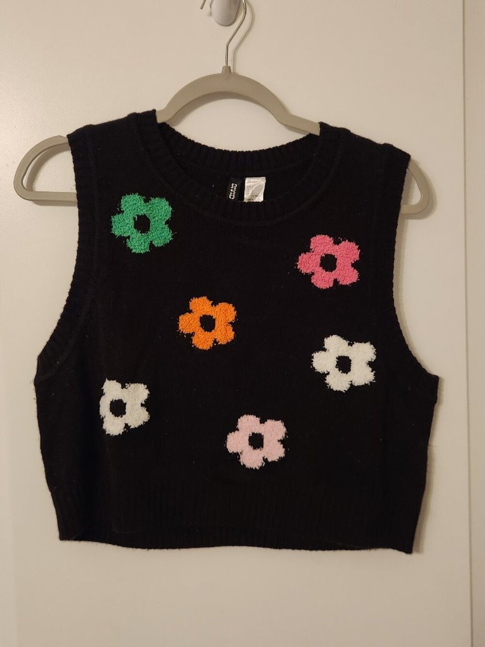 Divided Black Sweater Vest with Multicolor Flowers size Large